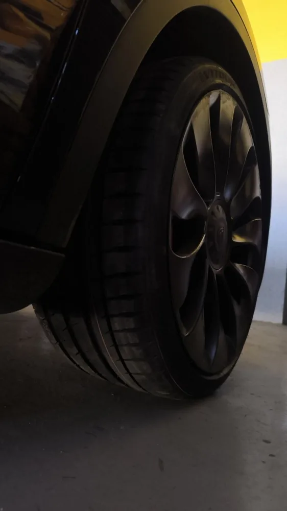 VITOUR SPORT M5 255/35R21