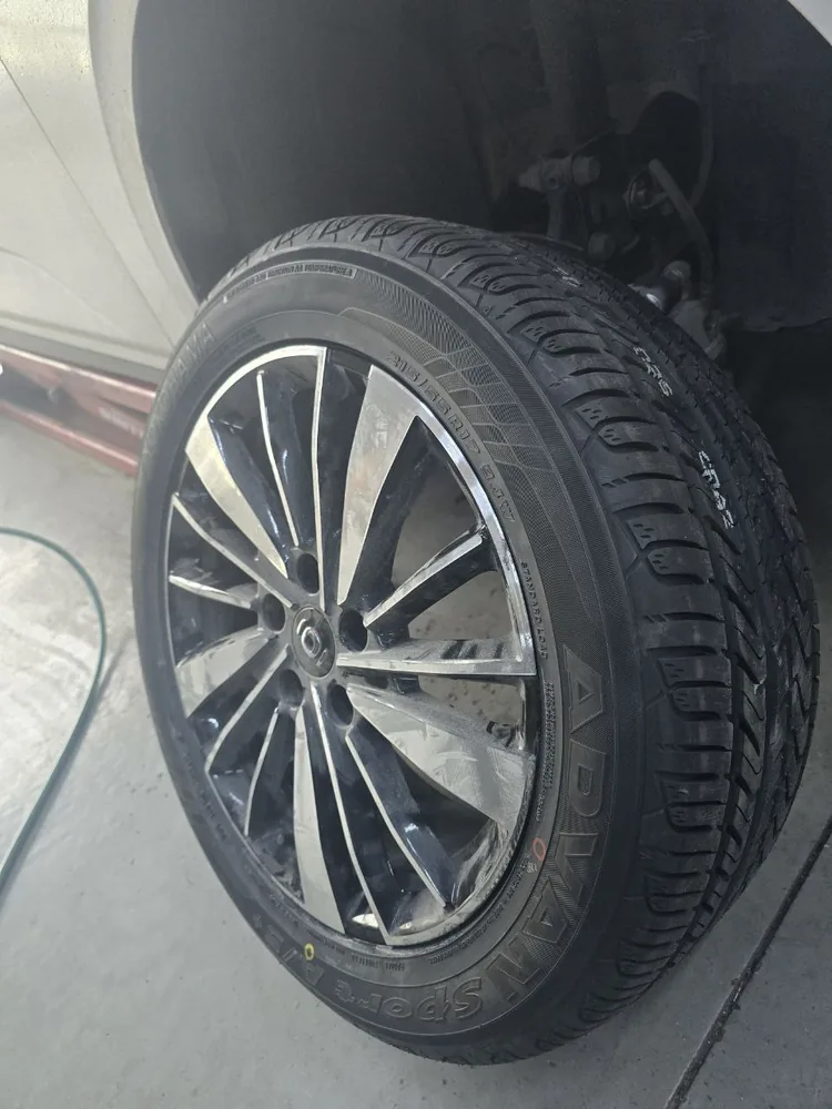 YOKOHAMA ADVAN Sport A/S+ V405 215/55R17